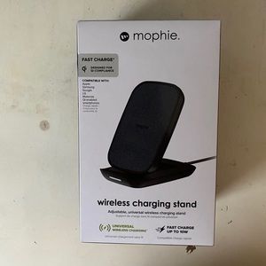 Mophie wireless phone charging stand